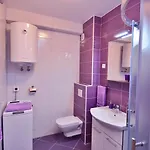 Modern Studio Dubrovnik, Great Location, Air Conditioning *