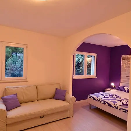 Modern Studio Dubrovnik, Great Location, Air Conditioning *